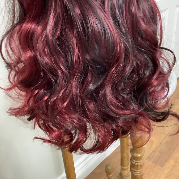 NEW Gorgeous Burgundy/Black Wig - Picture 11 of 11